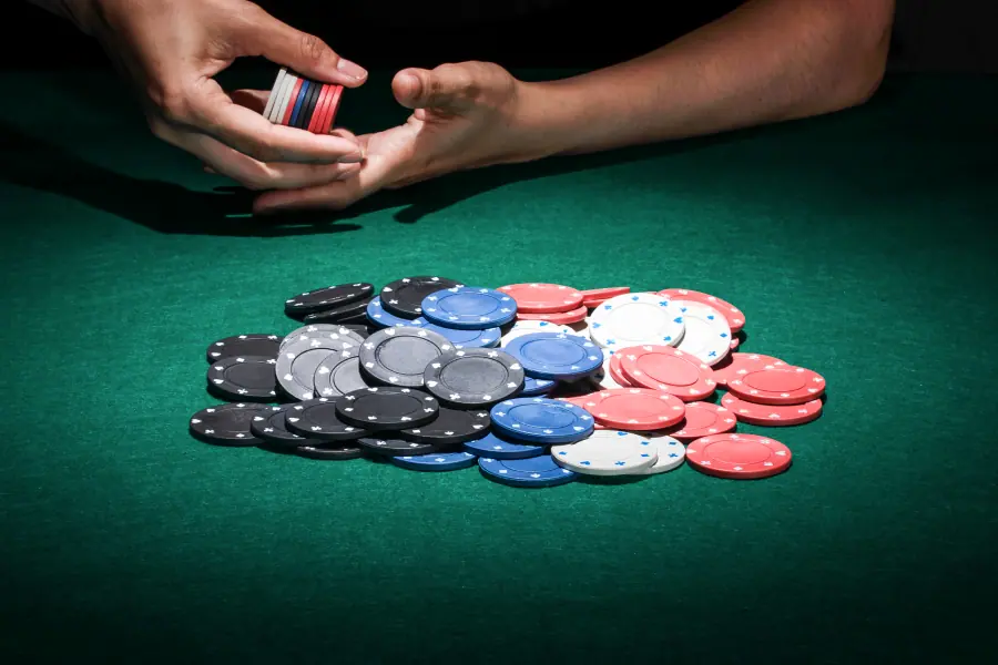 How to Play Online Poker? 